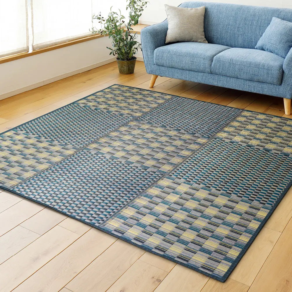 はっ水 ふっくらウレタン入り い草ラグ キハチ 約120×180cm 撥水 抗カビ 折りたためる コンパクト 滑り止め付き HAGIHARA